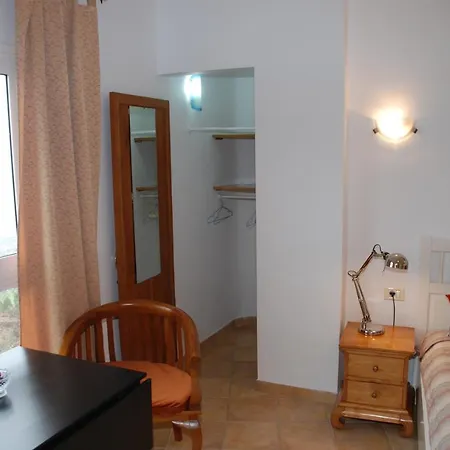 El Refugio De Maria Apartahotel *