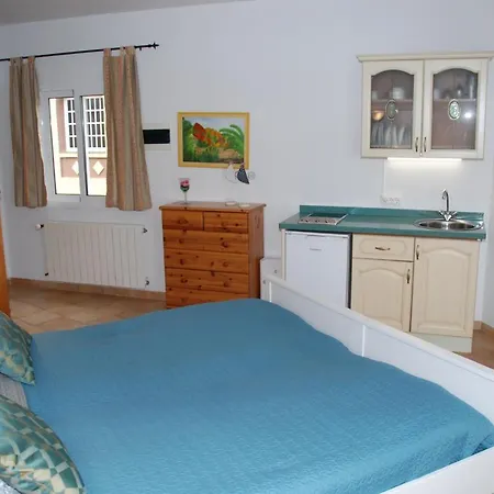 Max Chasma Aparthotel *